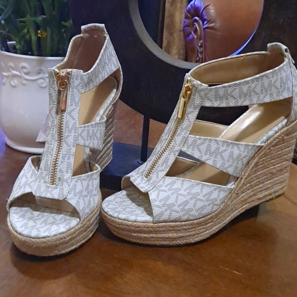 Authentic Michael Kors Damita Wedge